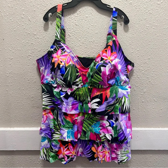 Shape Solver By Penbrooke Women's Lush Life Triple Tier Tankini Top NWOT 20W - Picture 2 of 6